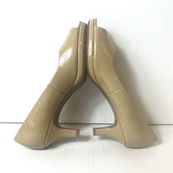 Naturalizer Womens 7M Pumps Beige Glossy Faux Leather Slip On Low Heels Peep Toe - Picture 12 of 14
